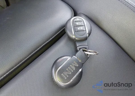 2016 Mini Hardtop Cooper S из США, поврежденный, VIN WMWXP7C53G2A42932